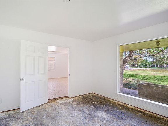 4th image of 12802 Sunbrook Dr
