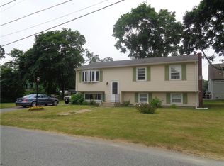 53 Larochelle Ave, Warwick, RI 02889