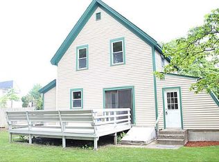 7 Charlotte St, Riverside, RI 02915