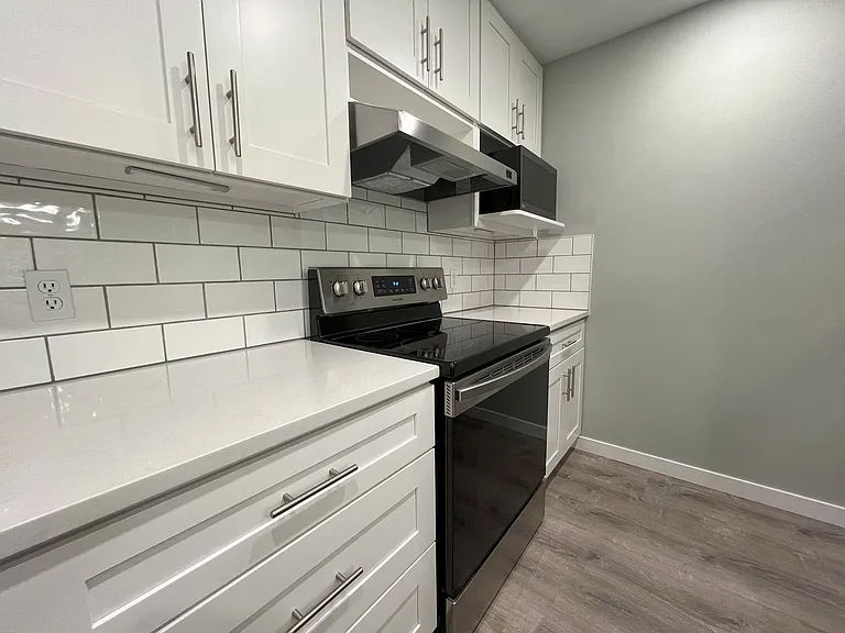 1730 S Harbor Way #303 — Photo 6