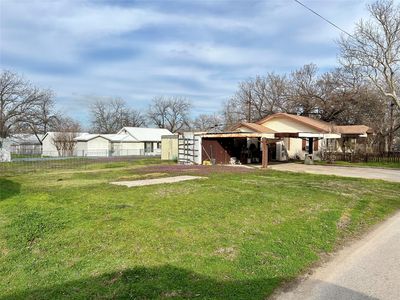 915 Young St, Nocona, TX, 76255