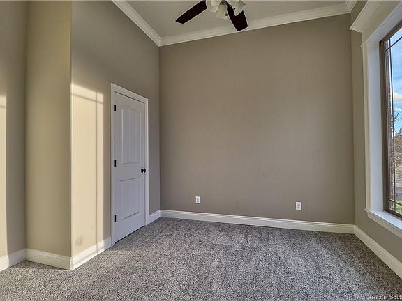 3rd image of 1524 N Wallace Pointe Dr