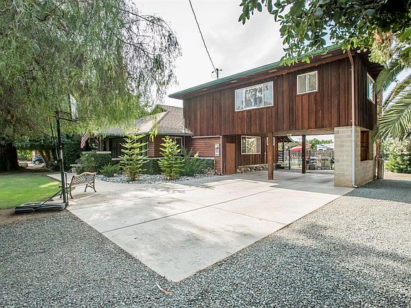 3rd image of 24172 Avenue 80