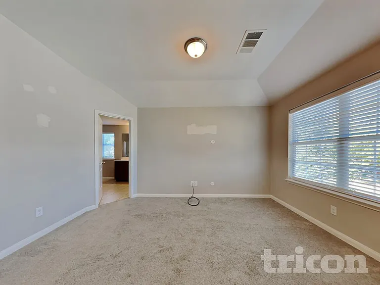 4821 Cedar Springs Dr — Photo 7