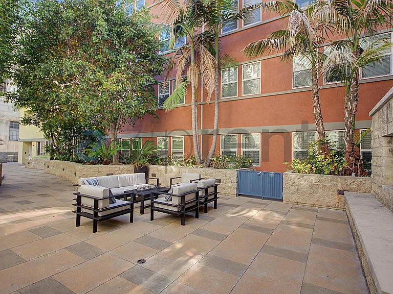 300 E 4th St #407 — Photo 4