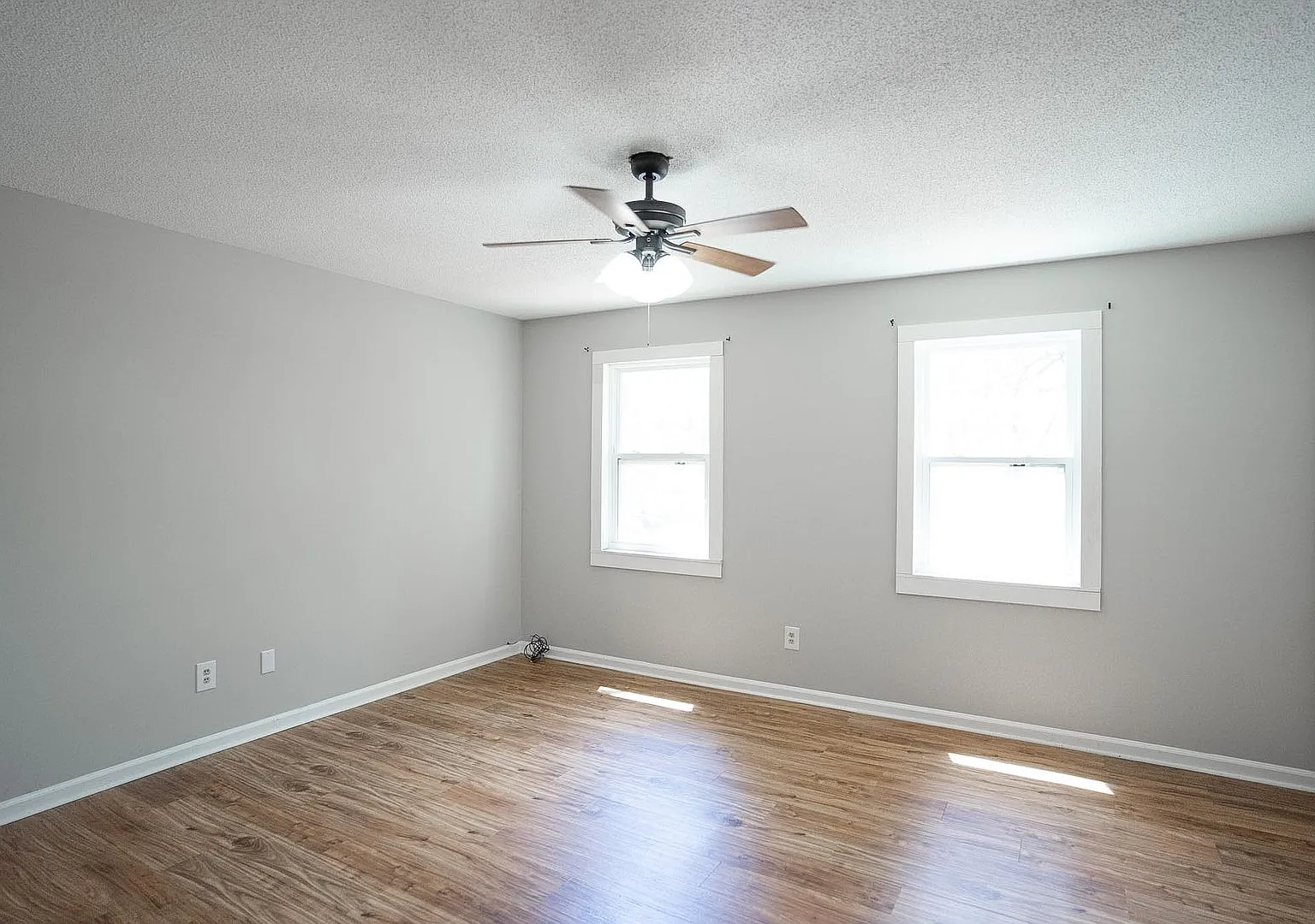 2398 Winston Way — Photo 4