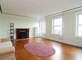 5555 S Everett Ave APT A10, Chicago, IL