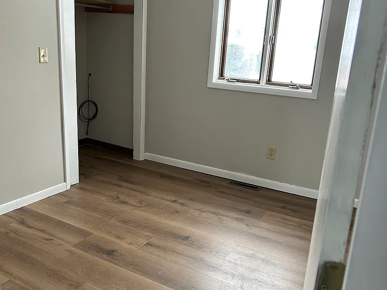 245 E Walnut St #D — Photo 6