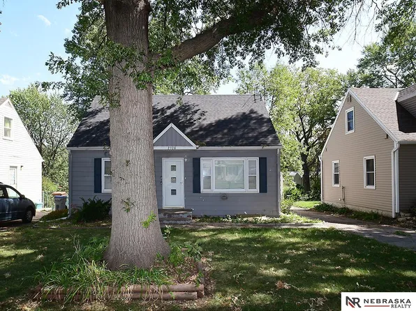 2328 N 67th St, Lincoln, NE 68507