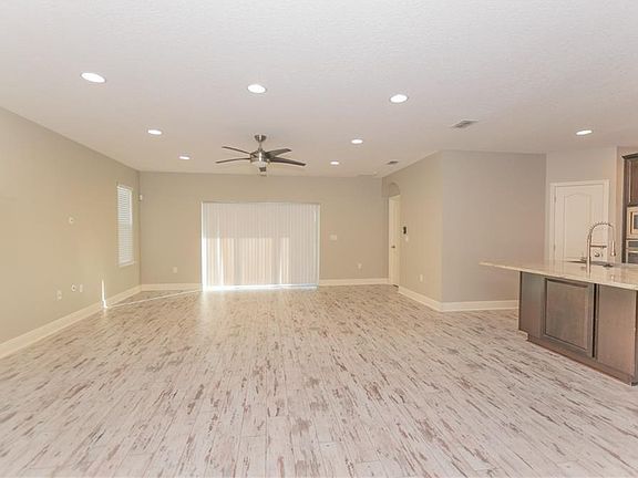 4th image of 1057 Suffragette Cir