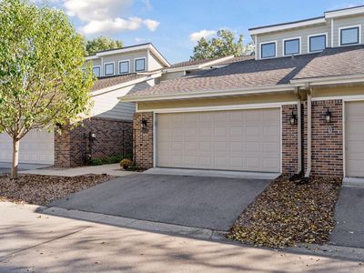 6833 W 82nd St, Bloomington, MN, 55438