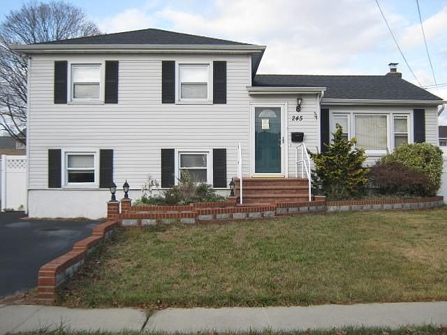 1st image of 245 Boston Ave