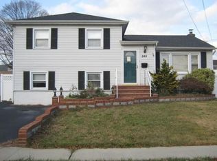 245 Boston Ave, Massapequa, NY 11758