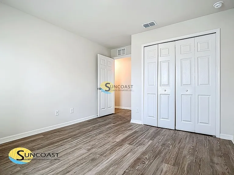 7005 Hemlock Crse — Photo 8