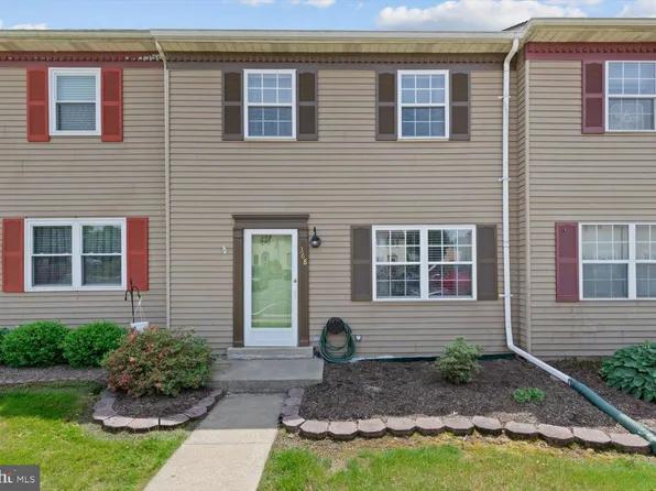 368 Dohner Dr, Lancaster, PA 17602