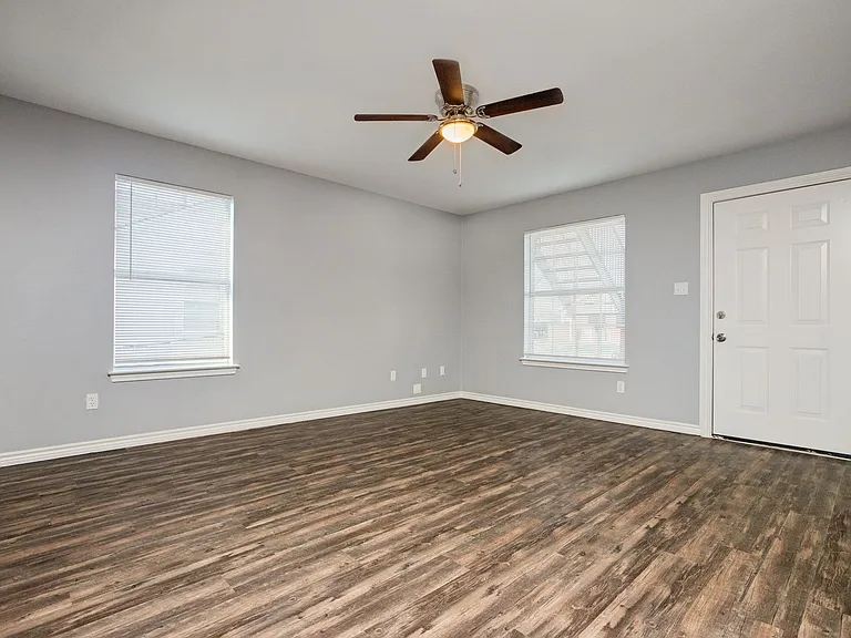 1008 Canal St — Photo 21