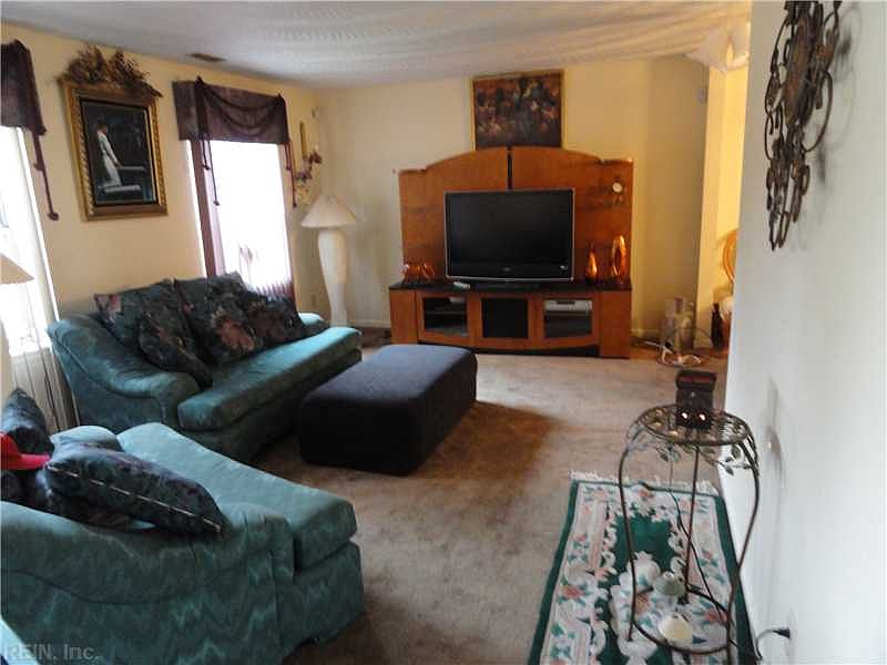 1st image of 1092 Glen Willow Dr