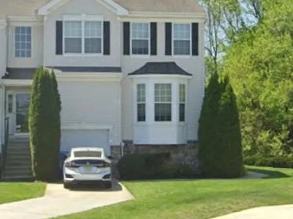 1085 Buckingham Dr, Thorofare, NJ 08086
