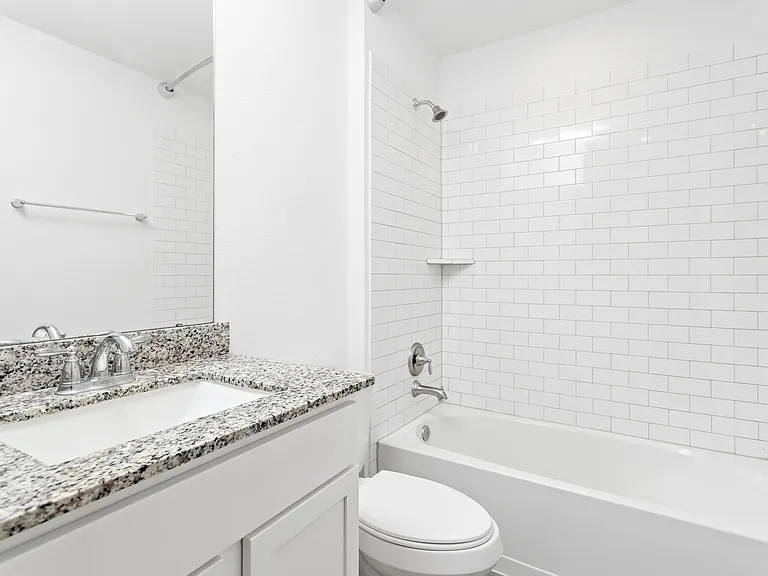 6715 Riplee St — Photo 7