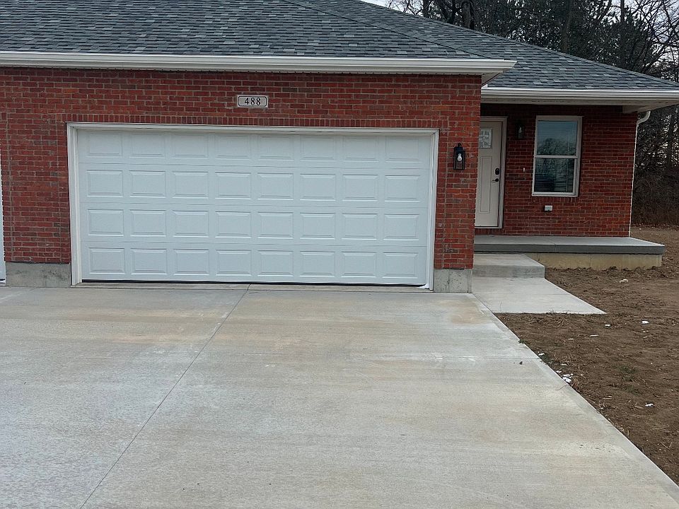1st image of 510 Oakleaf Ct