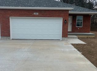 510 Oakleaf Ct, Sidney, OH 45365