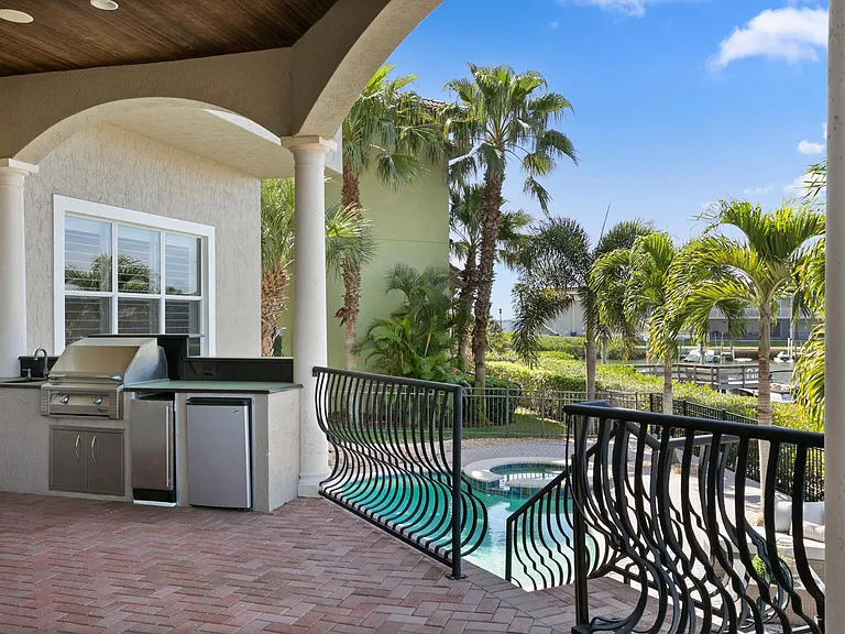 4130 Causeway Vista Dr — Photo 53