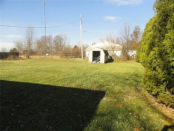 3rd image of 112 Chitwood Dr