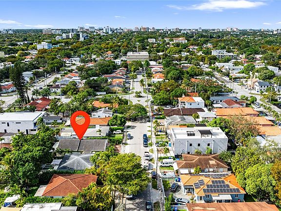 4th image of 1428 SW 20th St