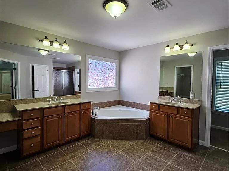4598 Arbor Crest Pl — Photo 16