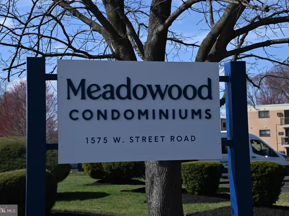 1575 W Street Rd APT 424, Warminster, PA 18974