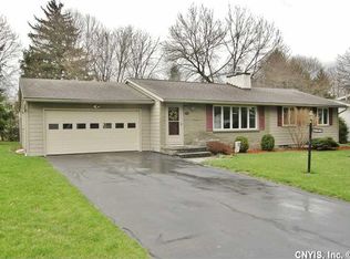 104 Southfield Dr, Fayetteville, NY 13066