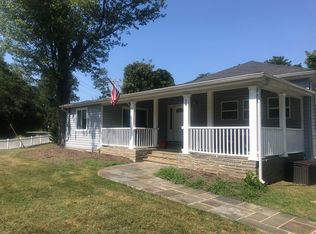 28 S River Rd S, Edgewater, MD 21037