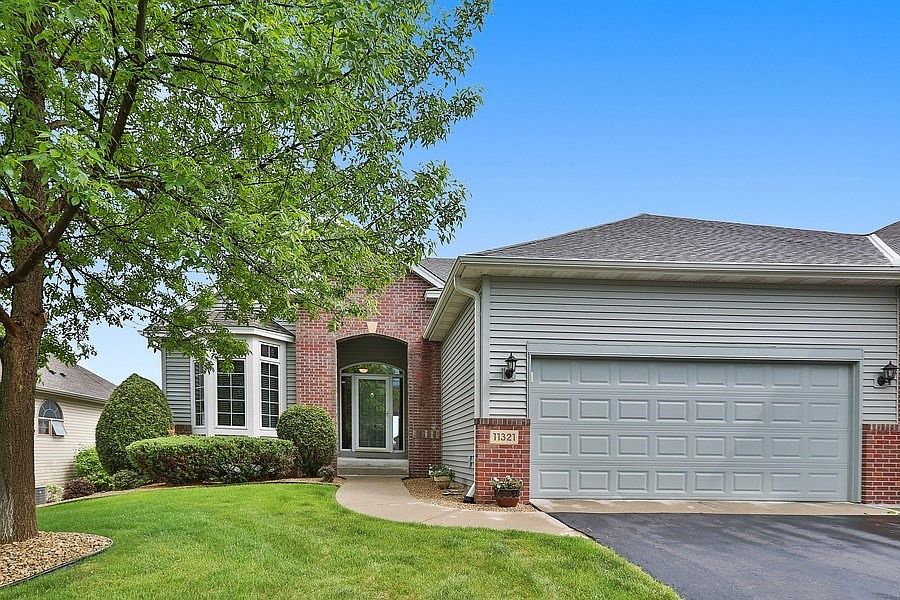1st image of 11321 Preserve Ln N