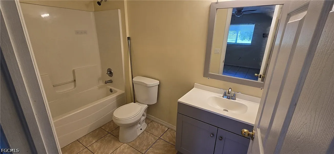 3 bed, 2.0 bath, 2348 sqft, $1,500 — Photo 4