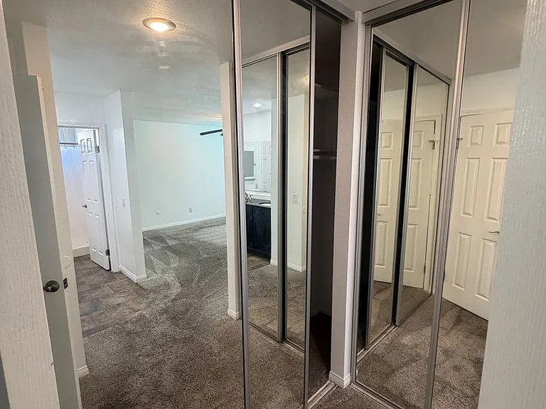 1118 Zircon St — Photo 17