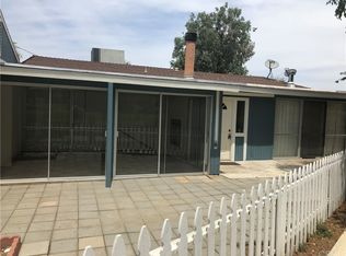 622 Gibbel Rd, Hemet, CA 92543