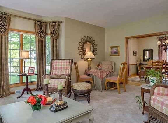 3rd image of 8346 Black Walnut Dr