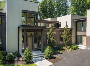 23 Thoreau Rd, Lexington, MA 02420