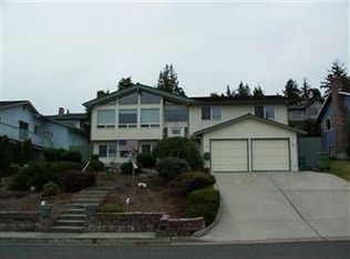 617 Saint Marys Dr, Anacortes, WA 98221