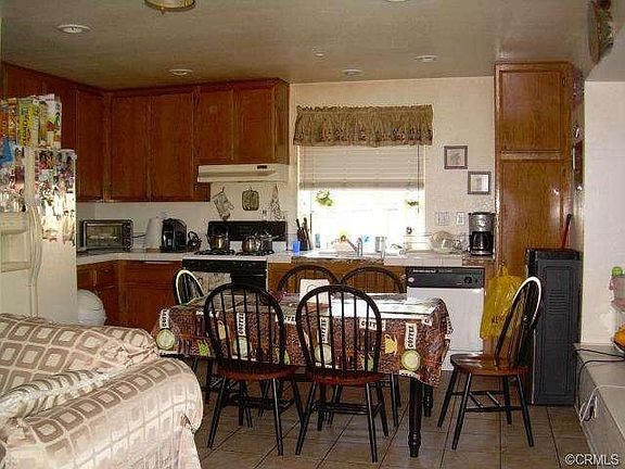 3rd image of 11549 Aberdeen Dr