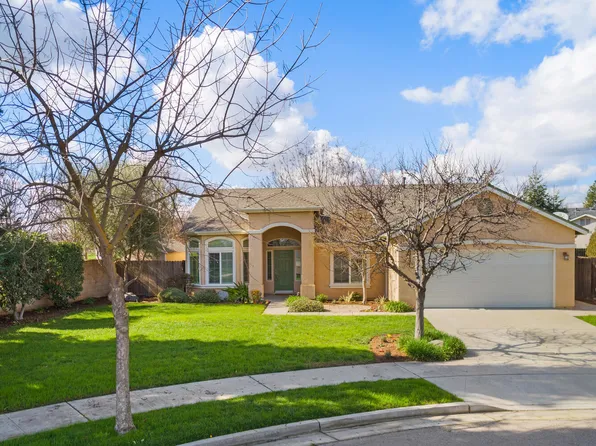 105 N Shenandoah Court, Visalia, CA 93291