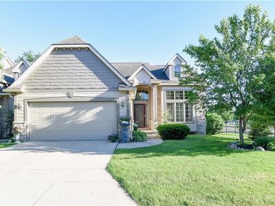 1699 Glade Dr SW, Altoona, IA, 50009