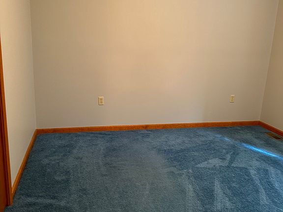 5th image of 520 Roark Rd
