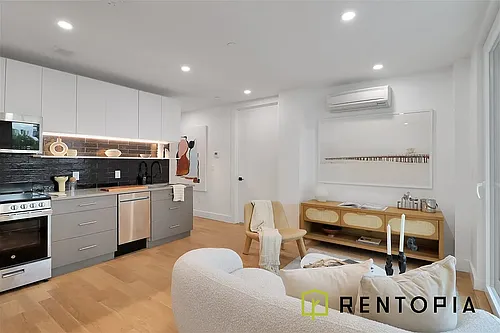 352 Meeker Ave #501E Photo 1