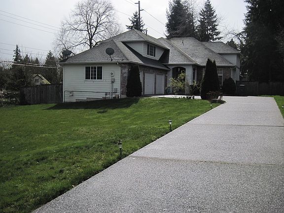 Full view from Driveway