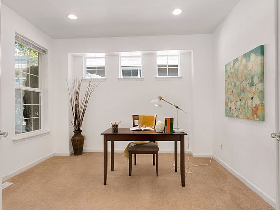 4th image of 4207 40th Ave NE