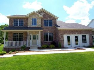 15308 Twin Oaks Ln, South Beloit, IL 61080