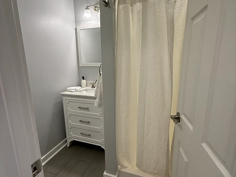 1214 Bingham St S #3 — Photo 8