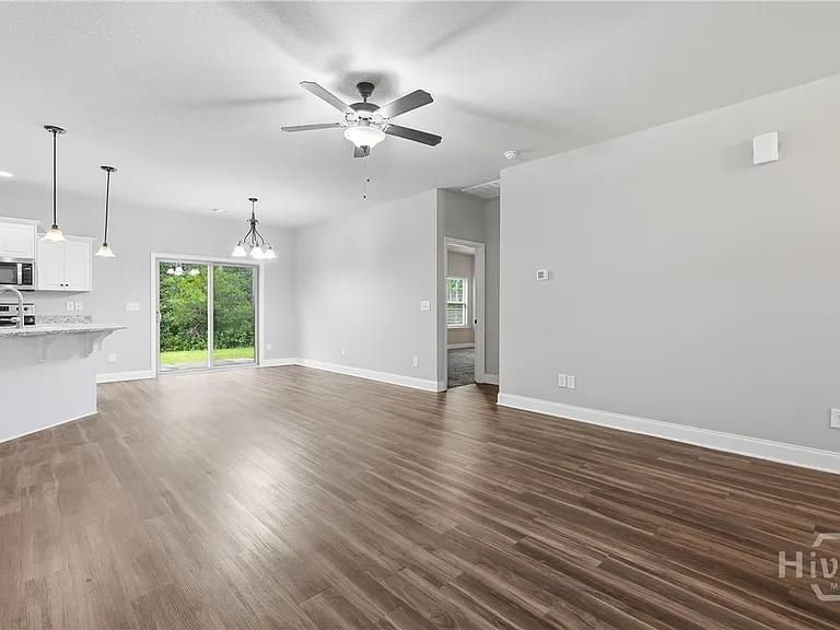 217 Timberlake Dr — Photo 6