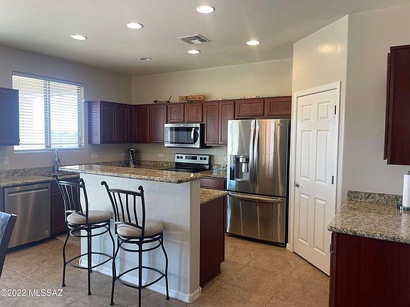 3rd image of 13896 N Stone Palisade Dr